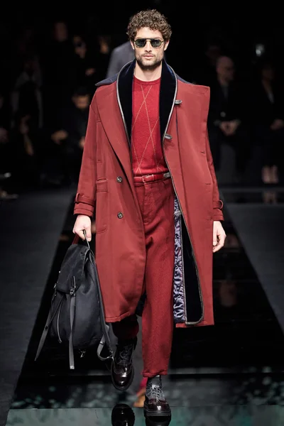 Look 40
